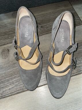 MICHAEL BY MICHAEL KORS Mary Jane style heels